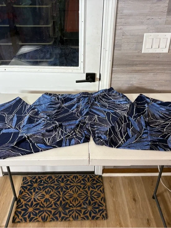 Susan Graver Navy and Blue Wide-Leg Palm Print Palazzo Pants Liquid Knit 1558 - Picture 4 of 12